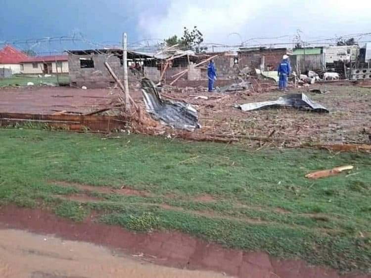 Tornado photos Mthatha Multicell Cluster Storm 17 November 2020 - Umtata Eastern Cape